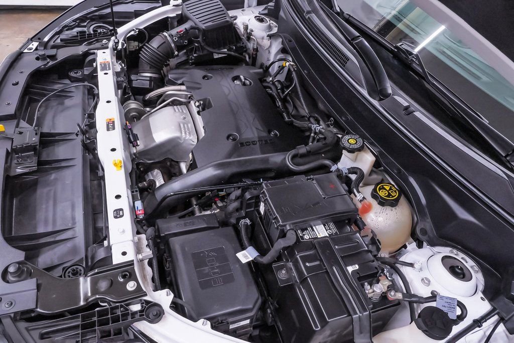 Used 2018 GMC Terrain Denali w/ Advanced Safety Package image 25