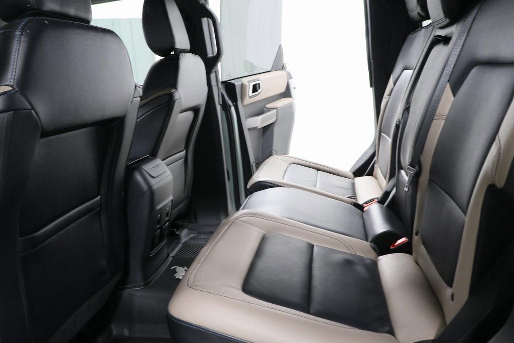 Used 2023 Ford Bronco Wildtrak image 26