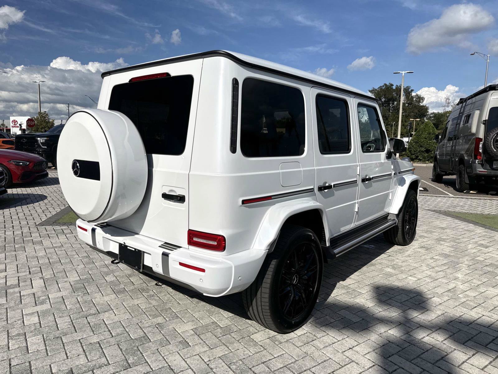 New 2027 Mercedes-Benz G 580 e image 5