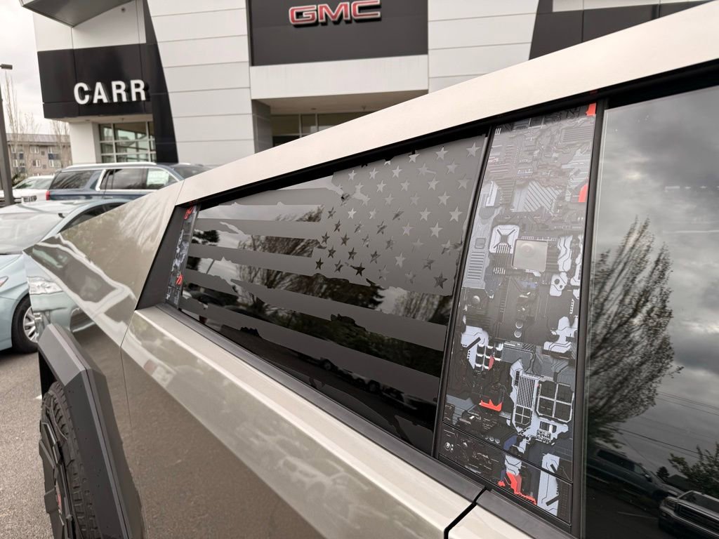 Used 2024 Tesla Cybertruck Cyberbeast AWD/4WD image 5