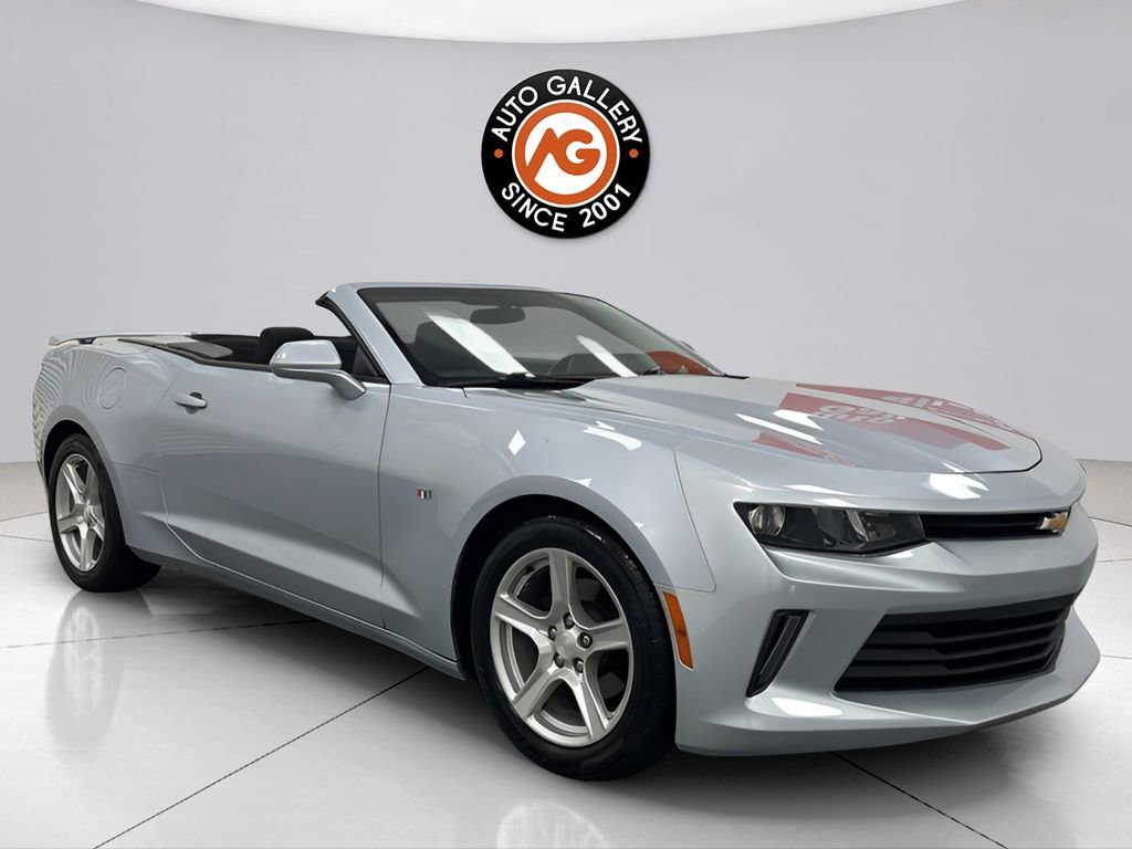 Used 2018 Chevrolet Camaro LT image 17