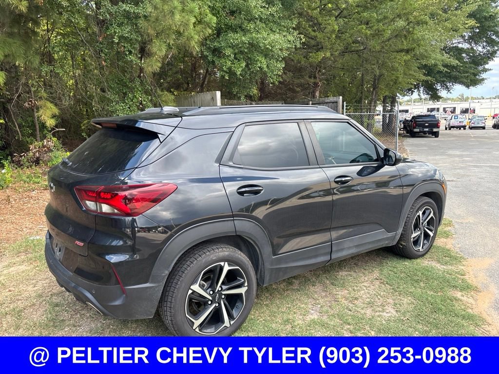 Used 2022 Chevrolet TrailBlazer RS w/ Sun and Liftgate Package FWD image 7