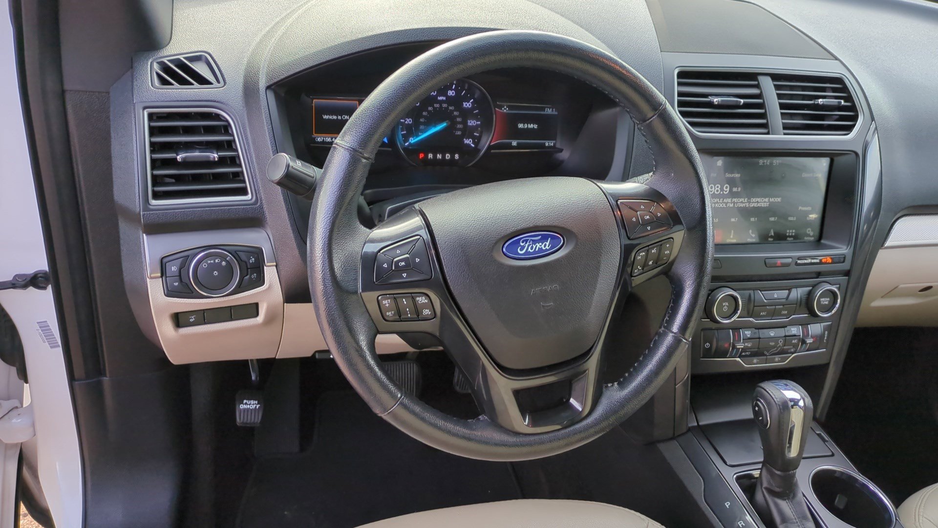 Used 2018 Ford Explorer XLT w/ Equipment Group 202A image 16