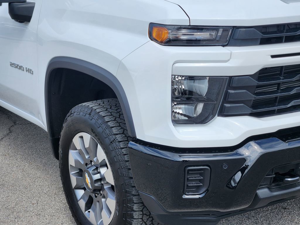 New 2026 Chevrolet Silverado 2500 Custom w/ Custom Value Package image 9