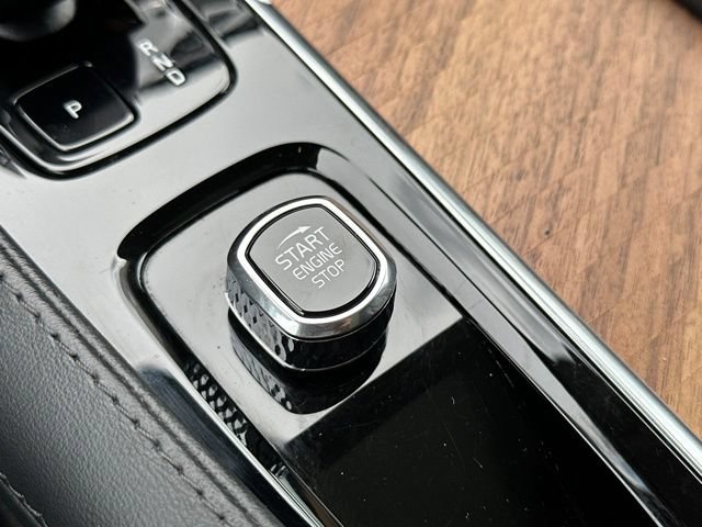 Certified 2023 Volvo XC90 B6 Plus w/ Protection Package Premier AWD/4WD image 30