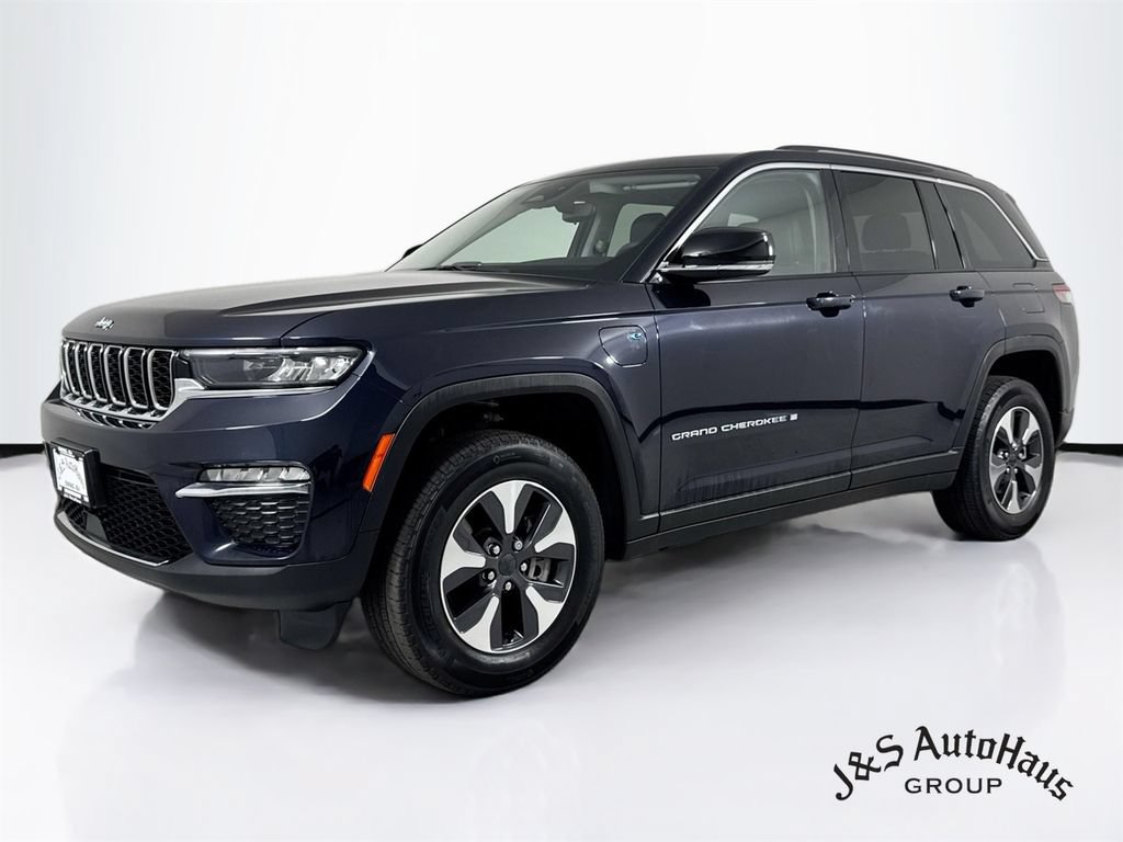Used 2022 Jeep Grand Cherokee Limited 4xe AWD/4WD image 3