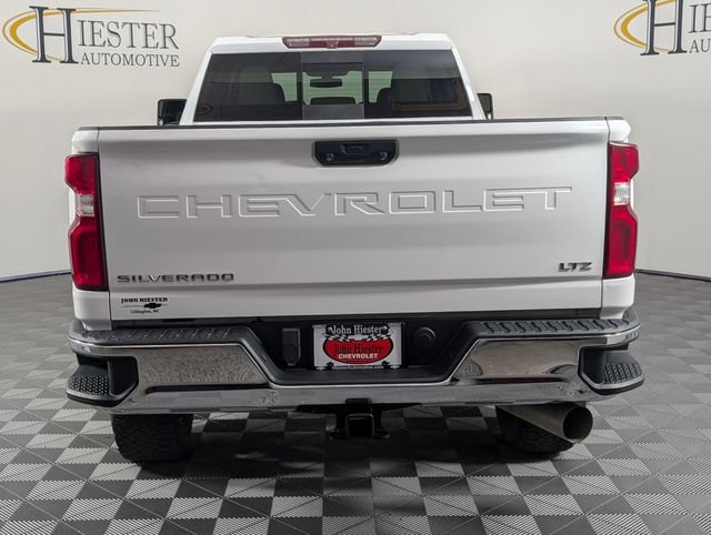 Used 2021 Chevrolet Silverado 3500 LTZ AWD/4WD image 6