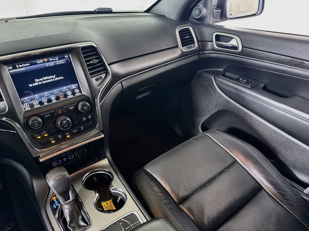 Used 2018 Jeep Grand Cherokee Limited w/ Luxury Group II AWD/4WD image 24