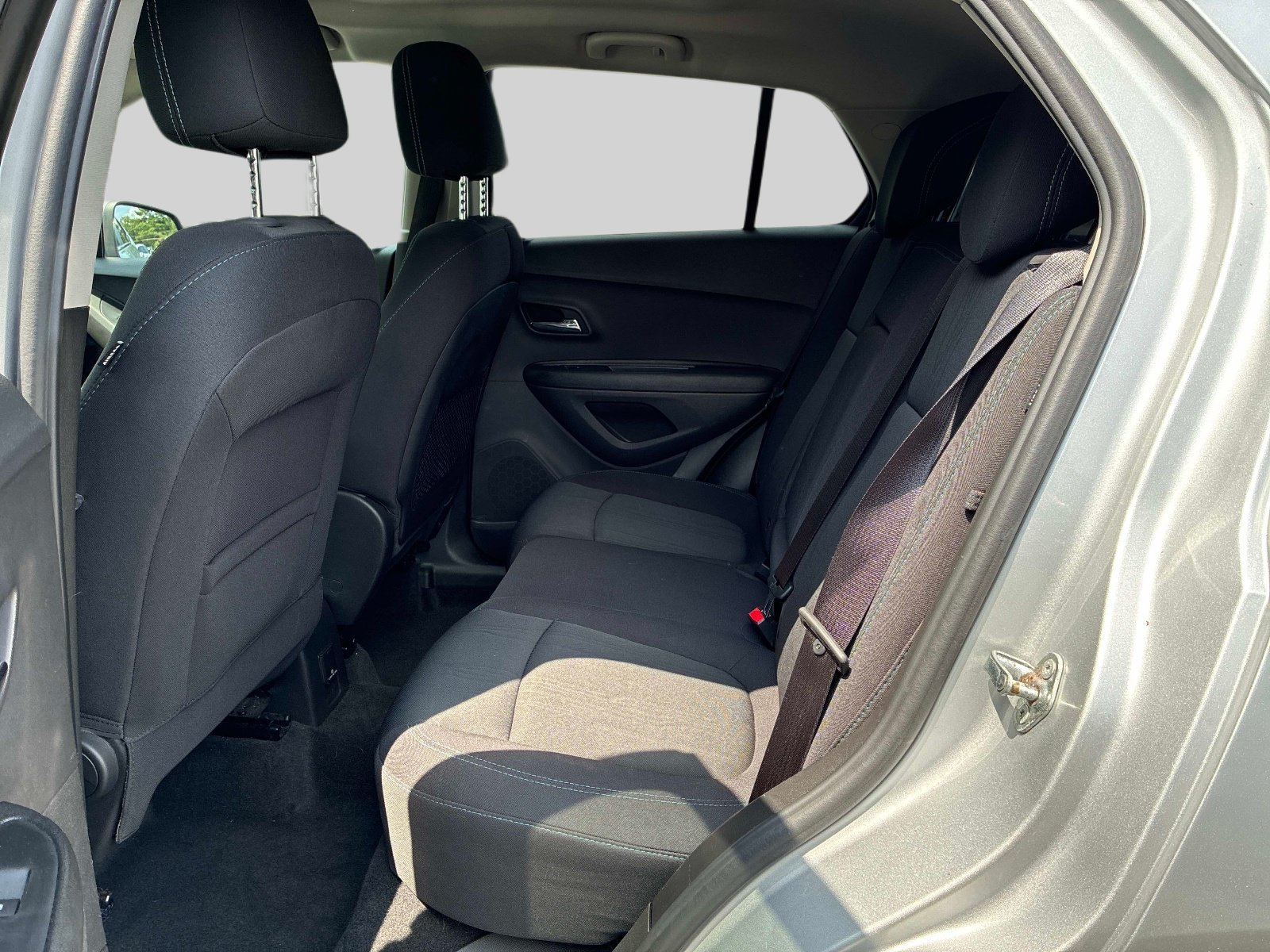 Used 2016 Chevrolet Trax LT FWD image 13