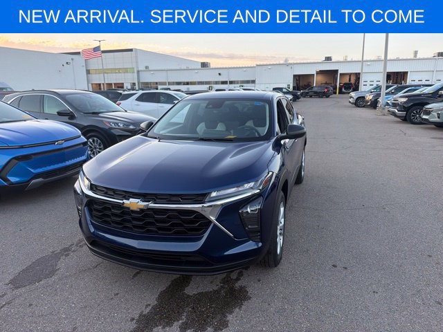 Certified 2024 Chevrolet Trax LS FWD image 1