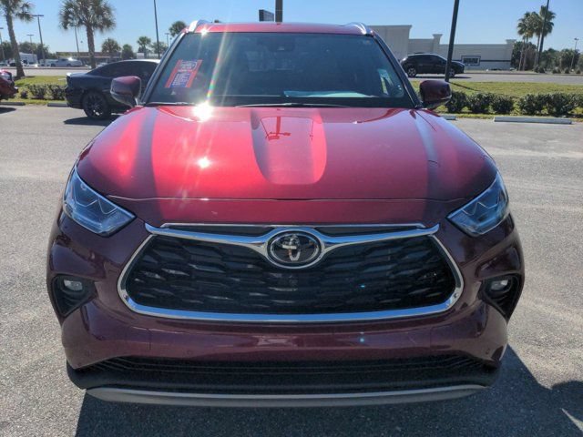 Used 2022 Toyota Highlander Platinum AWD/4WD image 9