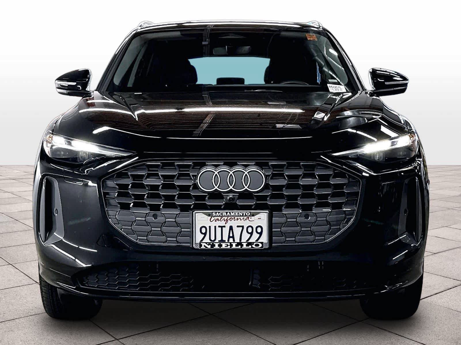 Certified 2025 Audi Q5 Premium w/ Convenience Package AWD/4WD image 7