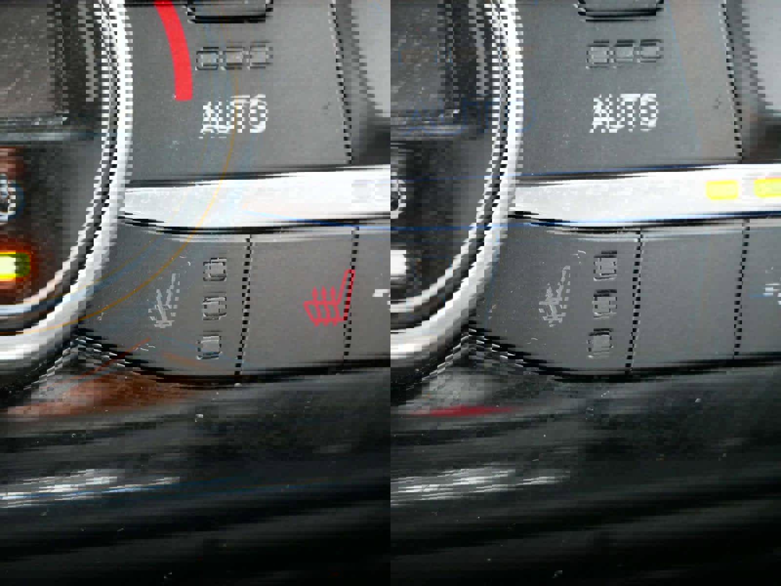 Used 2021 Ford Escape Titanium image 26