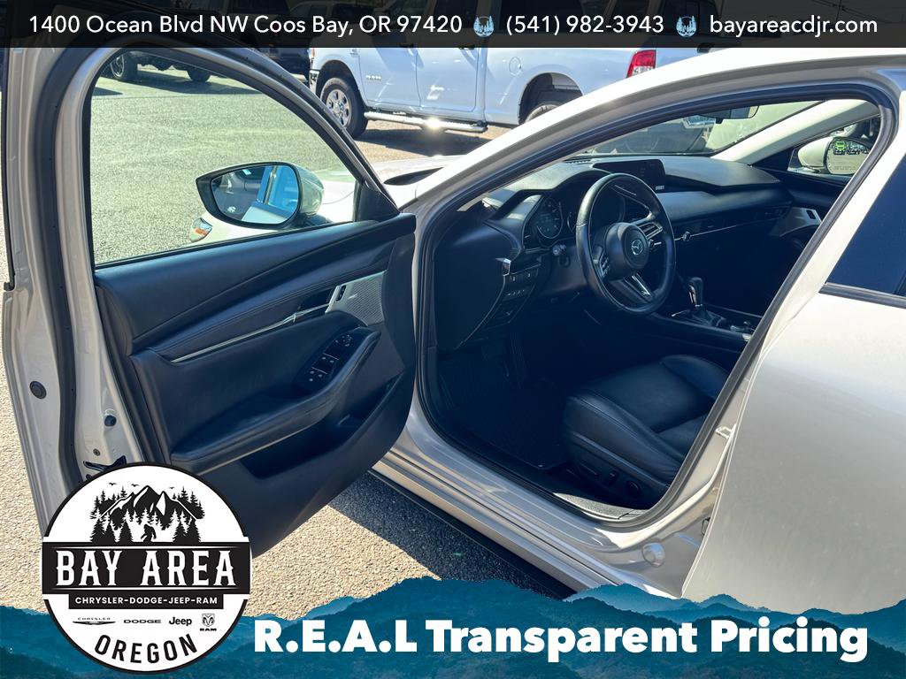 Used 2022 MAZDA MAZDA3 s image 10