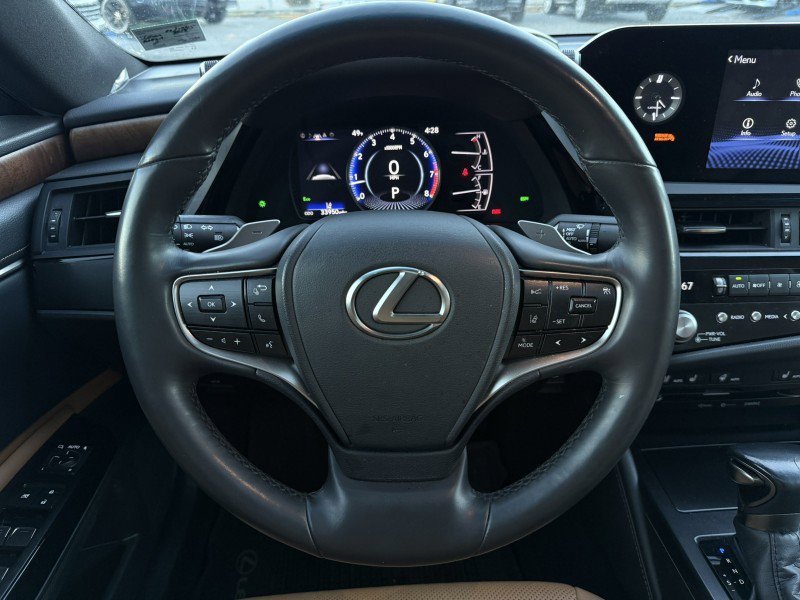 Used 2022 Lexus ES 350 w/ Premium Package image 15