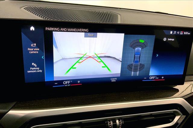 Certified 2023 BMW 330i xDrive Sedan w/ Premium Package image 17