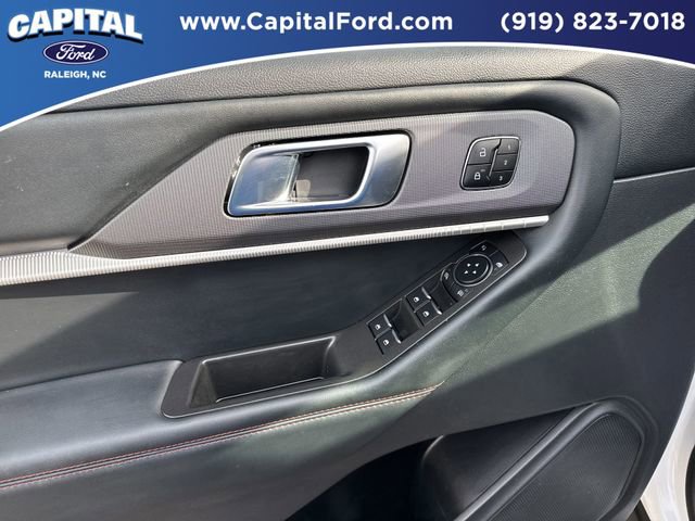 Certified 2025 Ford Explorer ST-Line w/ Premium Package AWD/4WD image 20