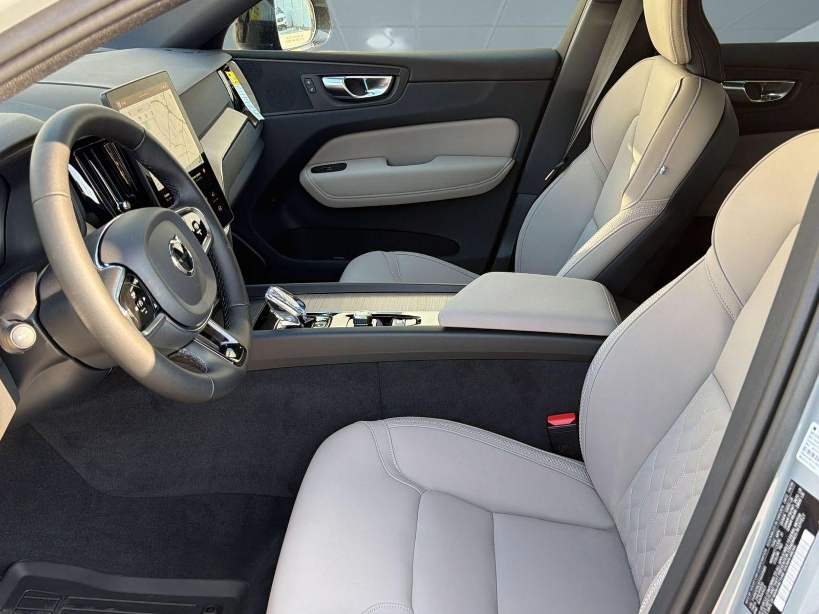 New 2026 Volvo XC60 B5 Plus w/ Protection Package Premier AWD/4WD image 5