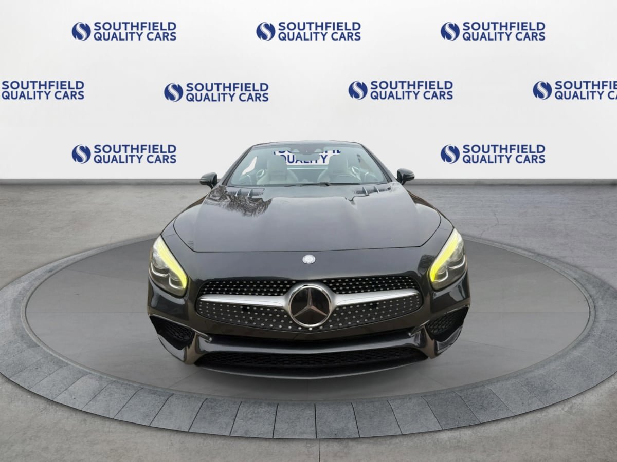 Used 2017 Mercedes-Benz SL 550 image 9