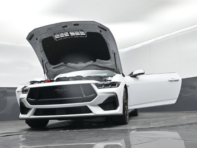 Used 2025 Ford Mustang GT Premium RWD image 68