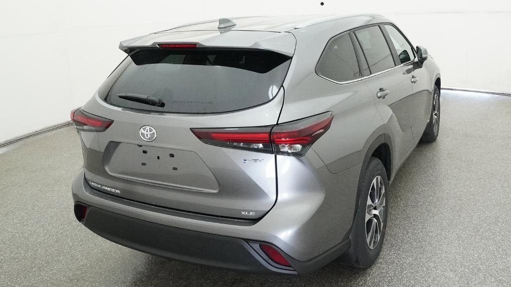 New 2026 Toyota Highlander XLE image 10