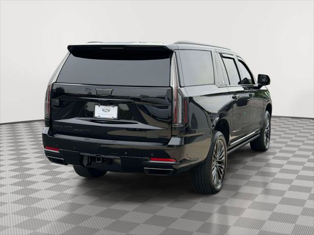 Used 2025 Cadillac Escalade ESV Sport Platinum AWD/4WD image 7
