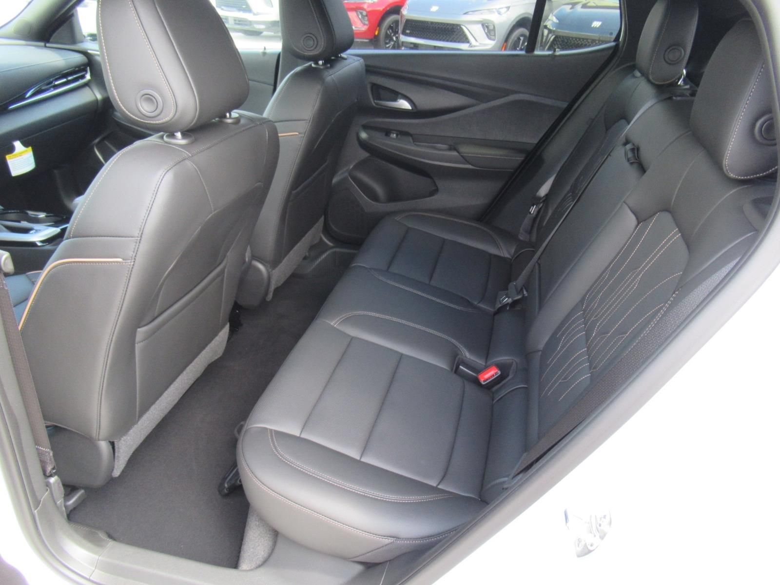 New 2026 Buick Envista Sport Touring FWD image 30