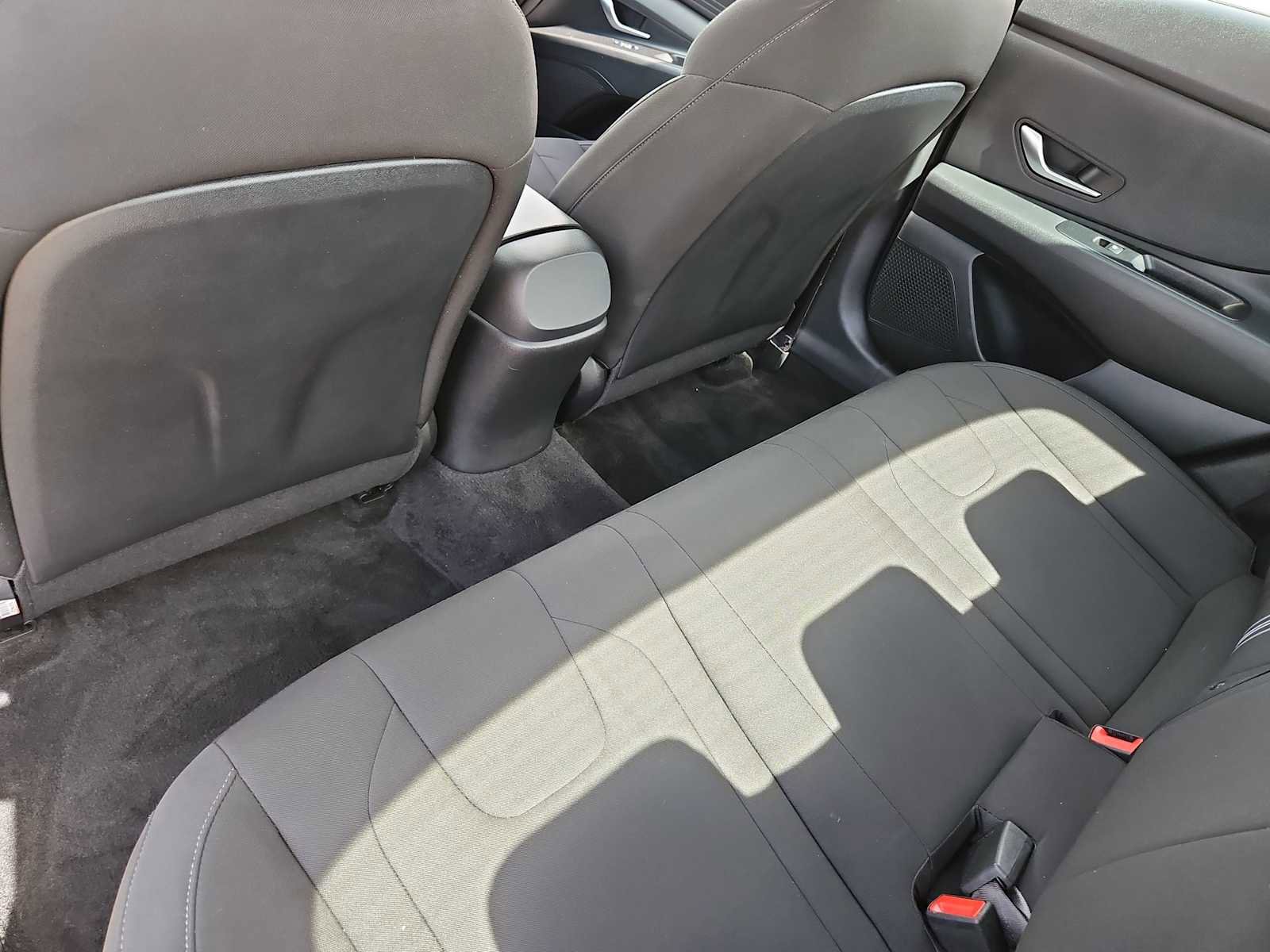 Certified 2023 Hyundai Elantra Blue FWD image 18