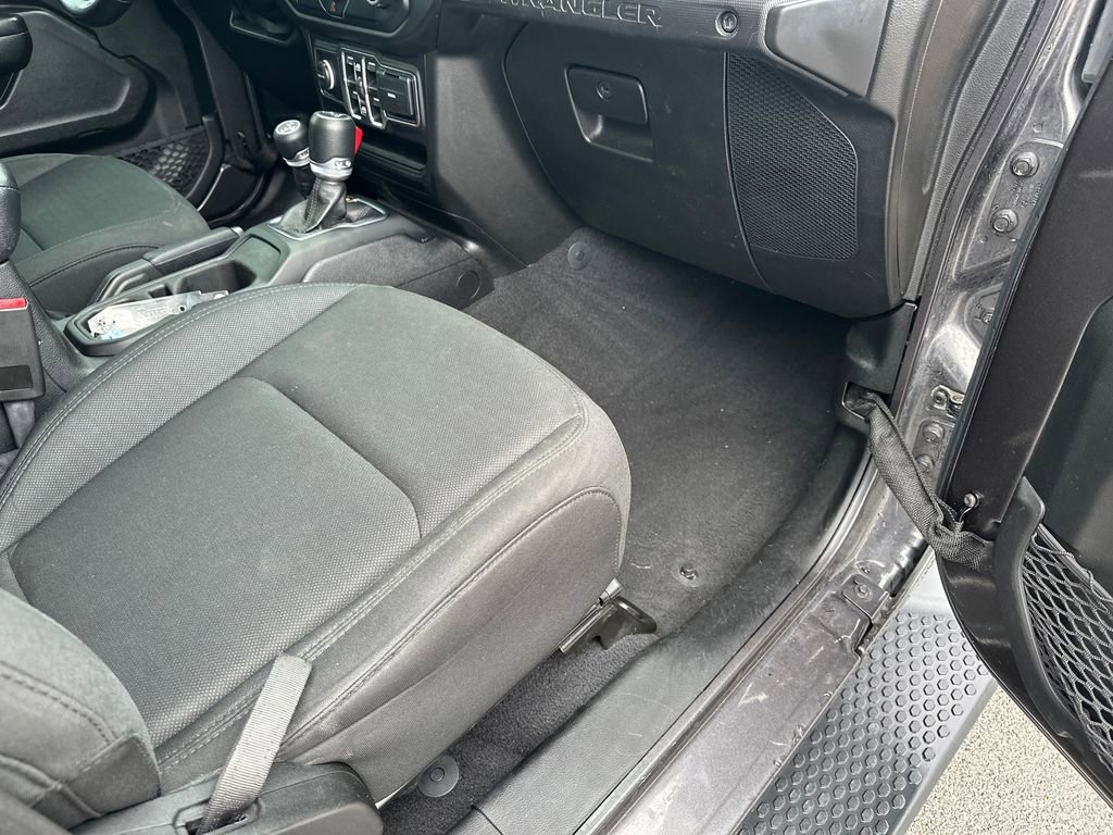 Used 2020 Jeep Wrangler Unlimited Sport S AWD/4WD image 36
