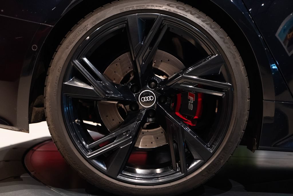Used 2021 Audi RS 6 AWD/4WD image 14