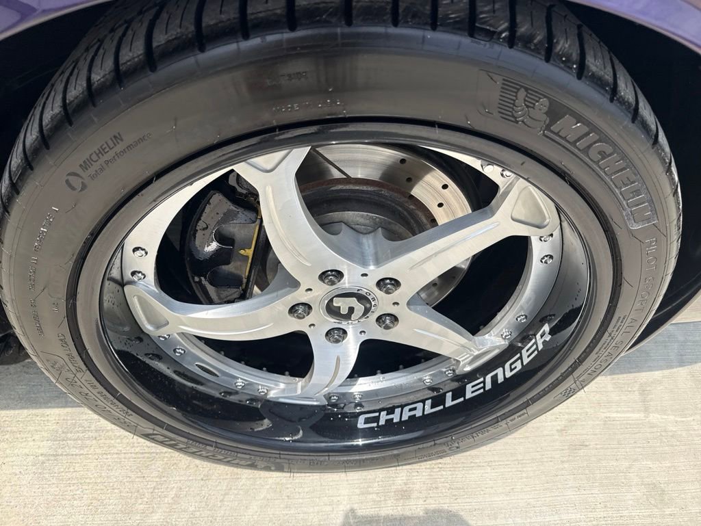 Used 2013 Dodge Challenger R/T Plus RWD image 11
