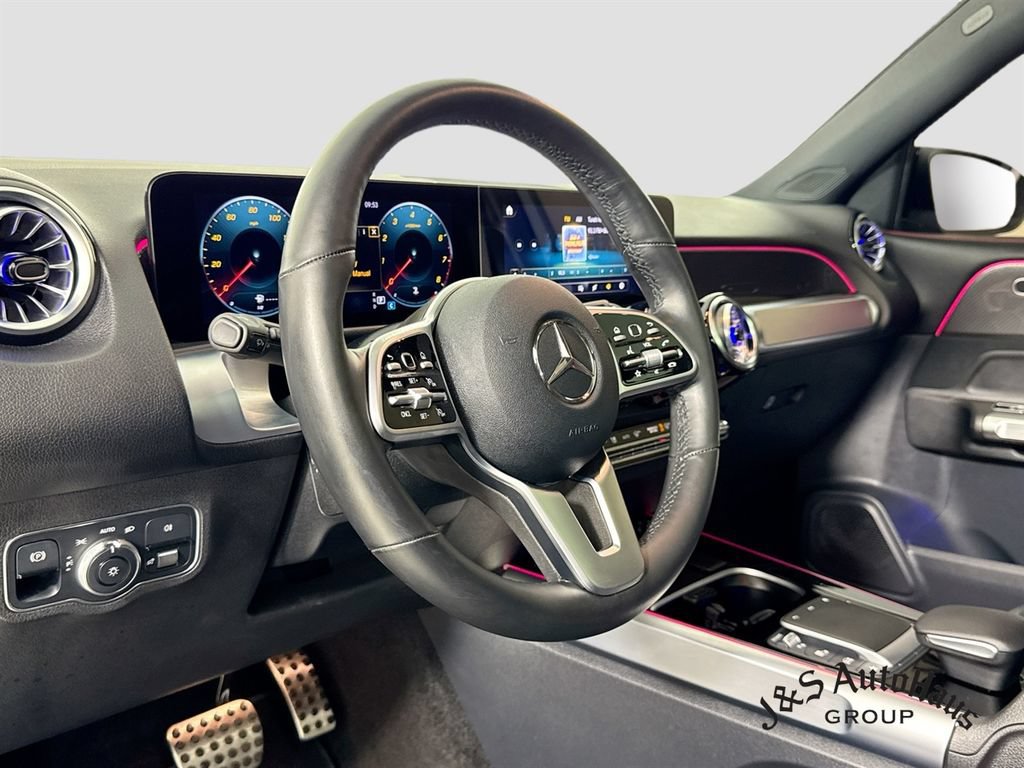 Used 2022 Mercedes-Benz GLB 250 4MATIC image 9