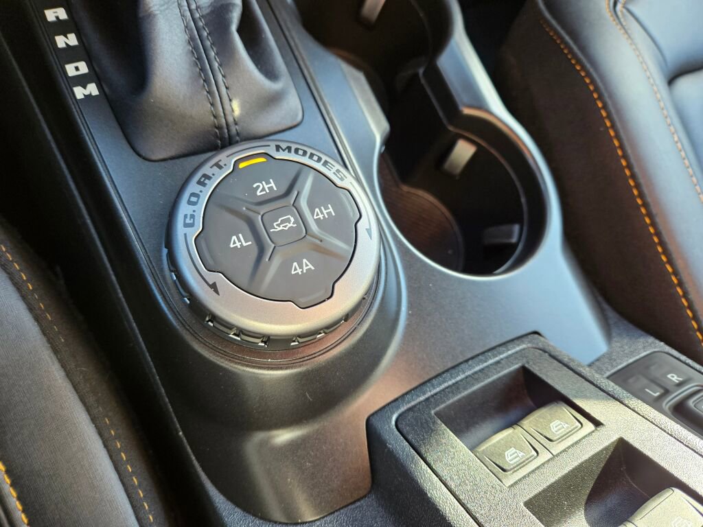 Used 2022 Ford Bronco Badlands w/ Sasquatch Package image 26