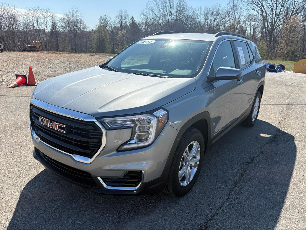 Used 2024 GMC Terrain SLE w/ Driver Convenience Package AWD/4WD image 7