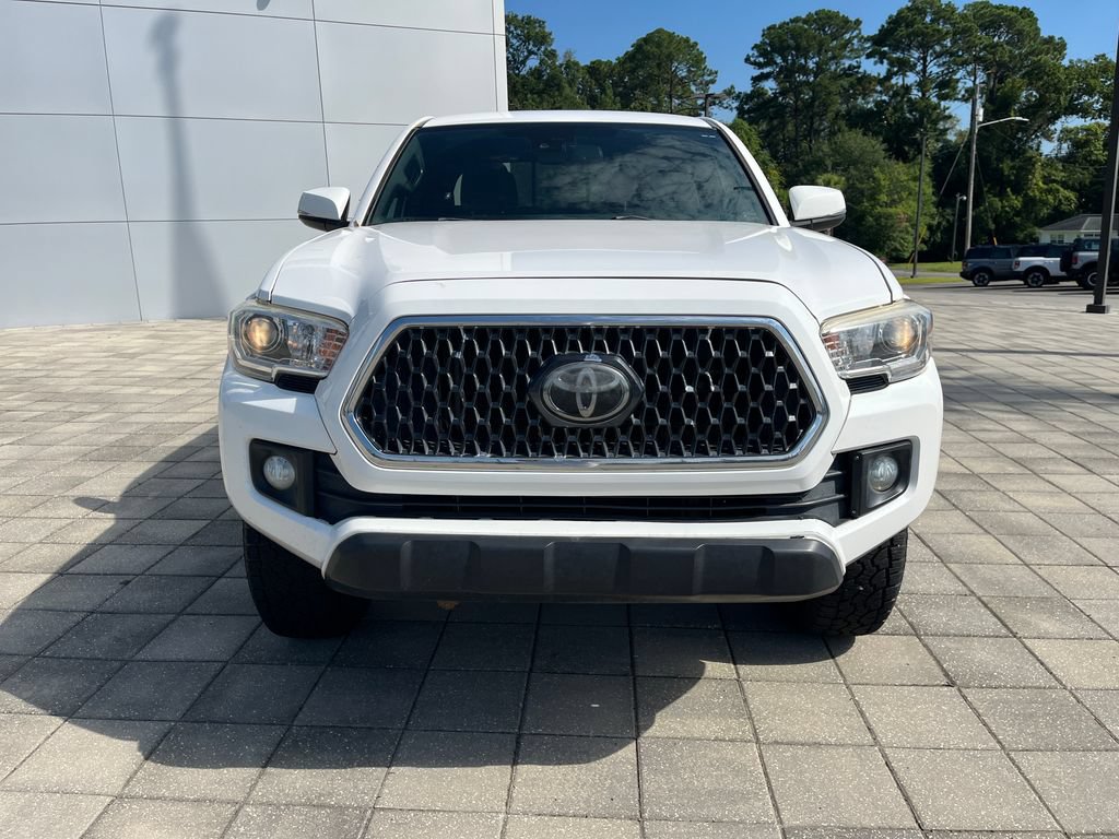 Used 2018 Toyota Tacoma TRD Off-Road AWD/4WD image 9