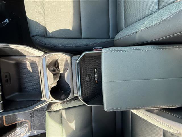 New 2026 GMC Terrain AT4 w/ Convenience Package III image 24