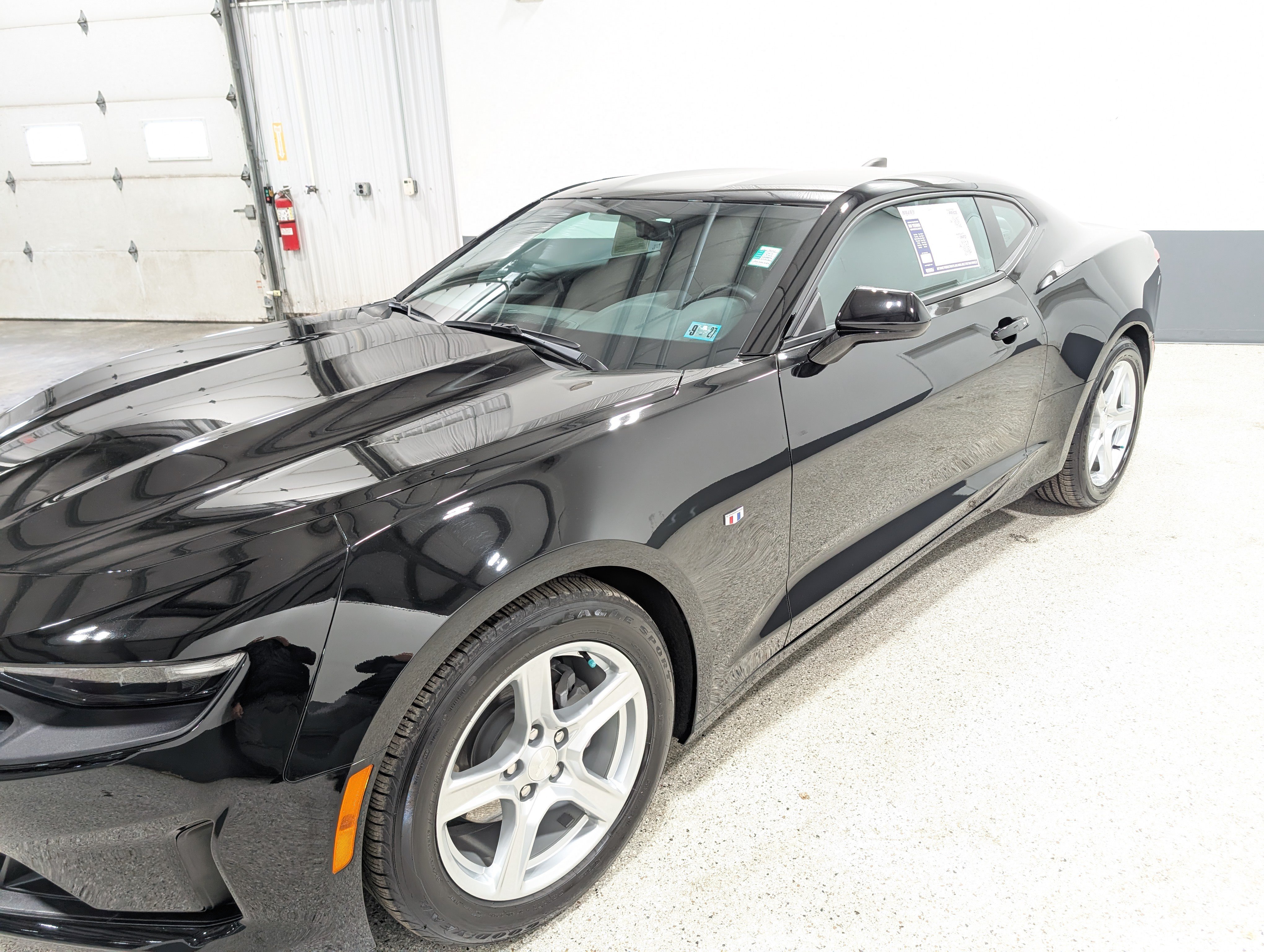Used 2024 Chevrolet Camaro LT RWD image 7