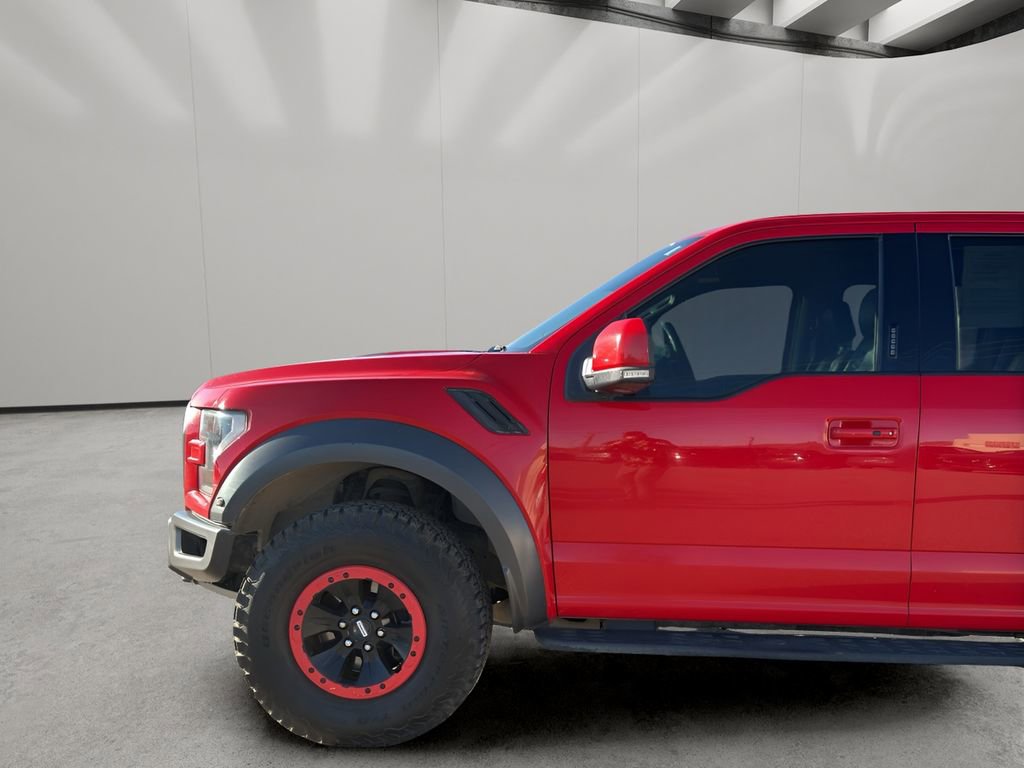 Used 2018 Ford F150 Raptor w/ Equipment Group 802A Luxury AWD/4WD image 3
