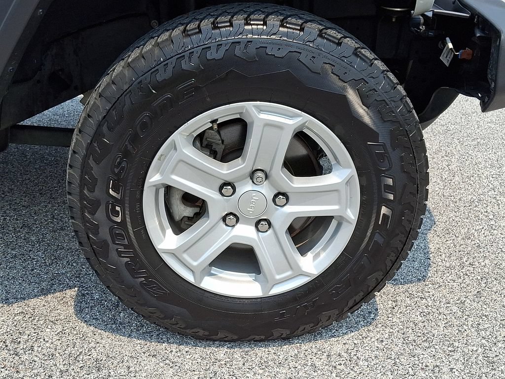 Used 2021 Jeep Wrangler Unlimited Sport w/ Sun And Sound Package AWD/4WD image 11