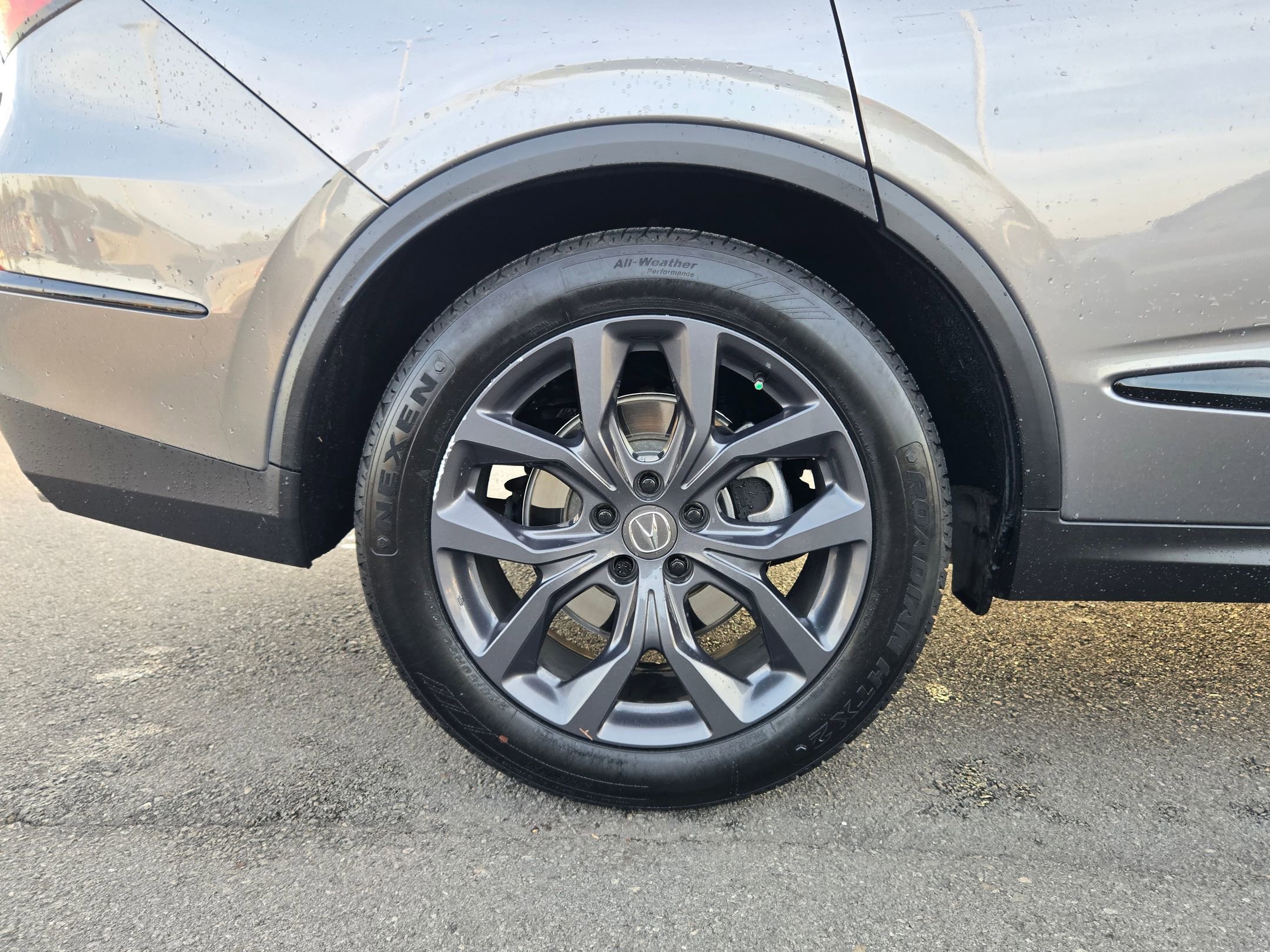 Used 2023 Acura MDX A-Spec image 17