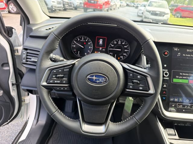 Used 2025 Subaru Outback Premium AWD/4WD image 23