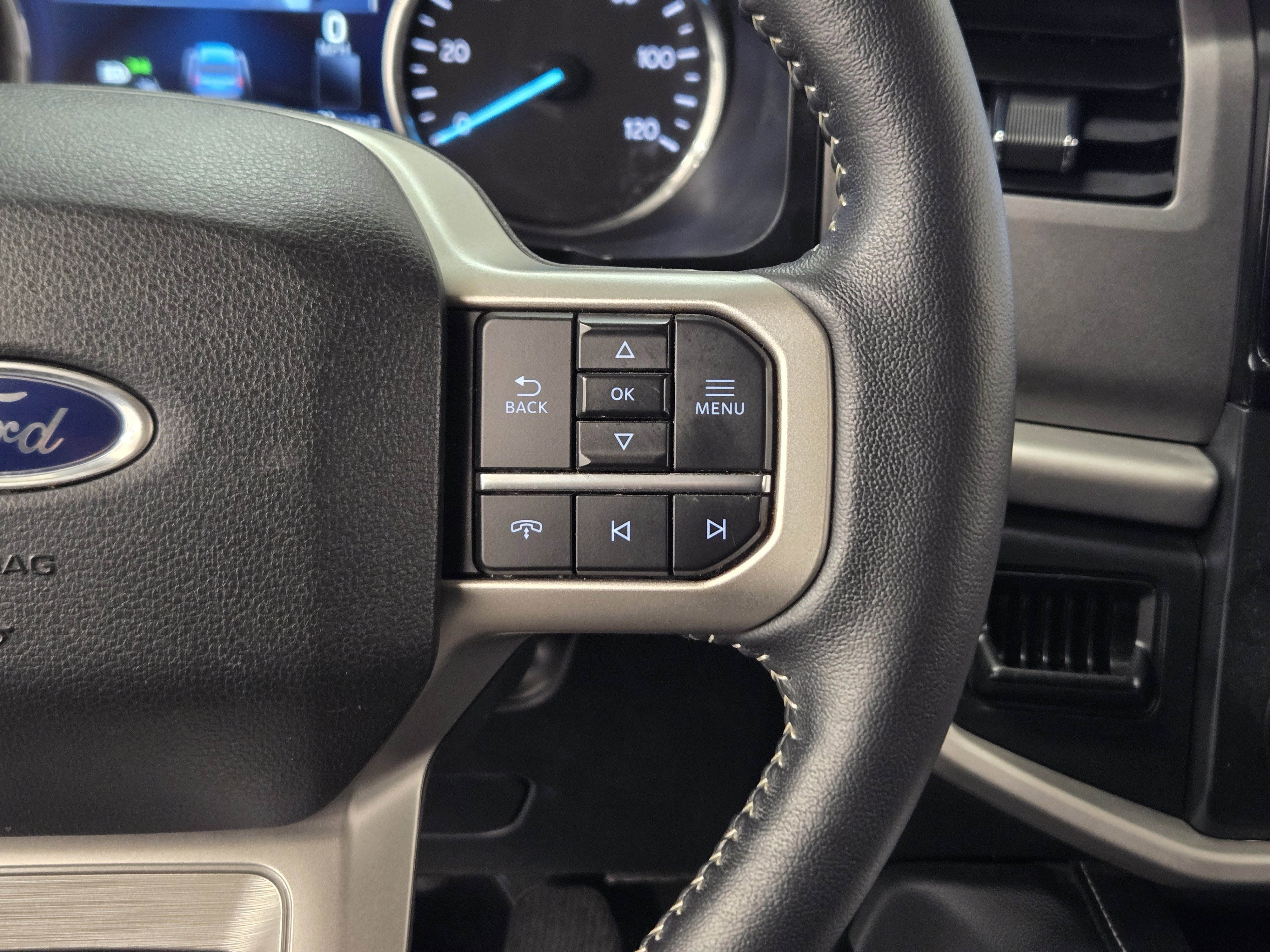 Certified 2022 Ford Expedition XLT image 26