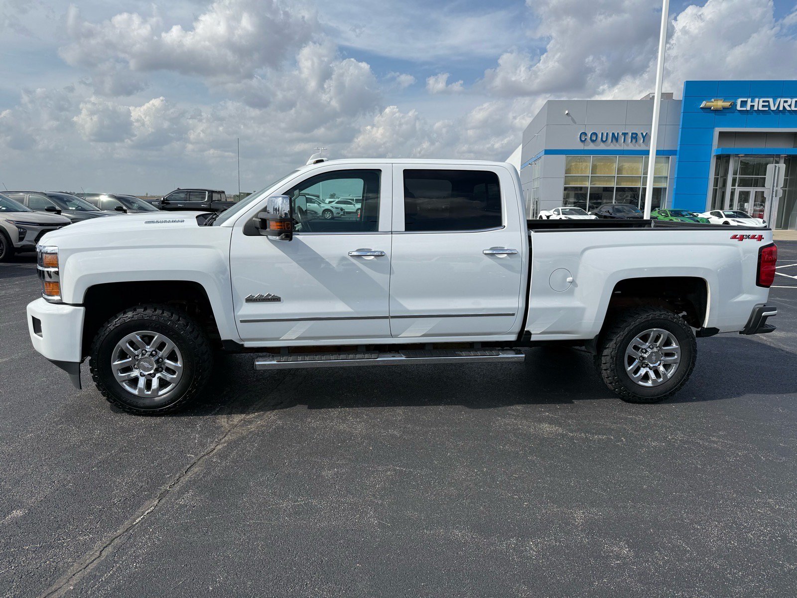 Used 2019 Chevrolet Silverado 3500 High Country w/ Duramax Plus Package AWD/4WD image 2