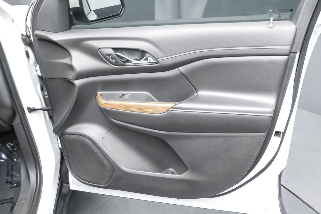 Used 2019 GMC Acadia SLE w/ Driver Alert Package I FWD image 34