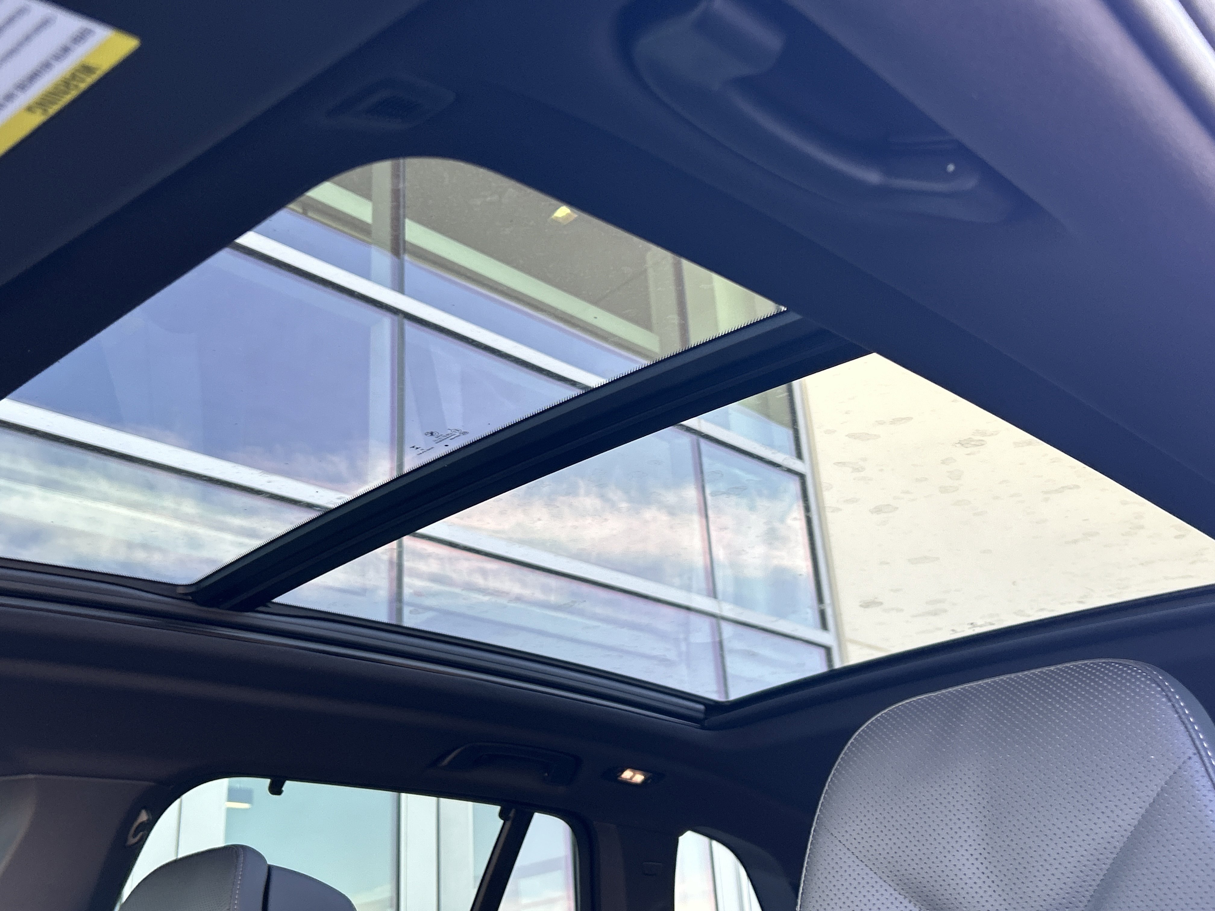 New 2026 BMW X5 xDrive40i w/ M Sport Package image 14