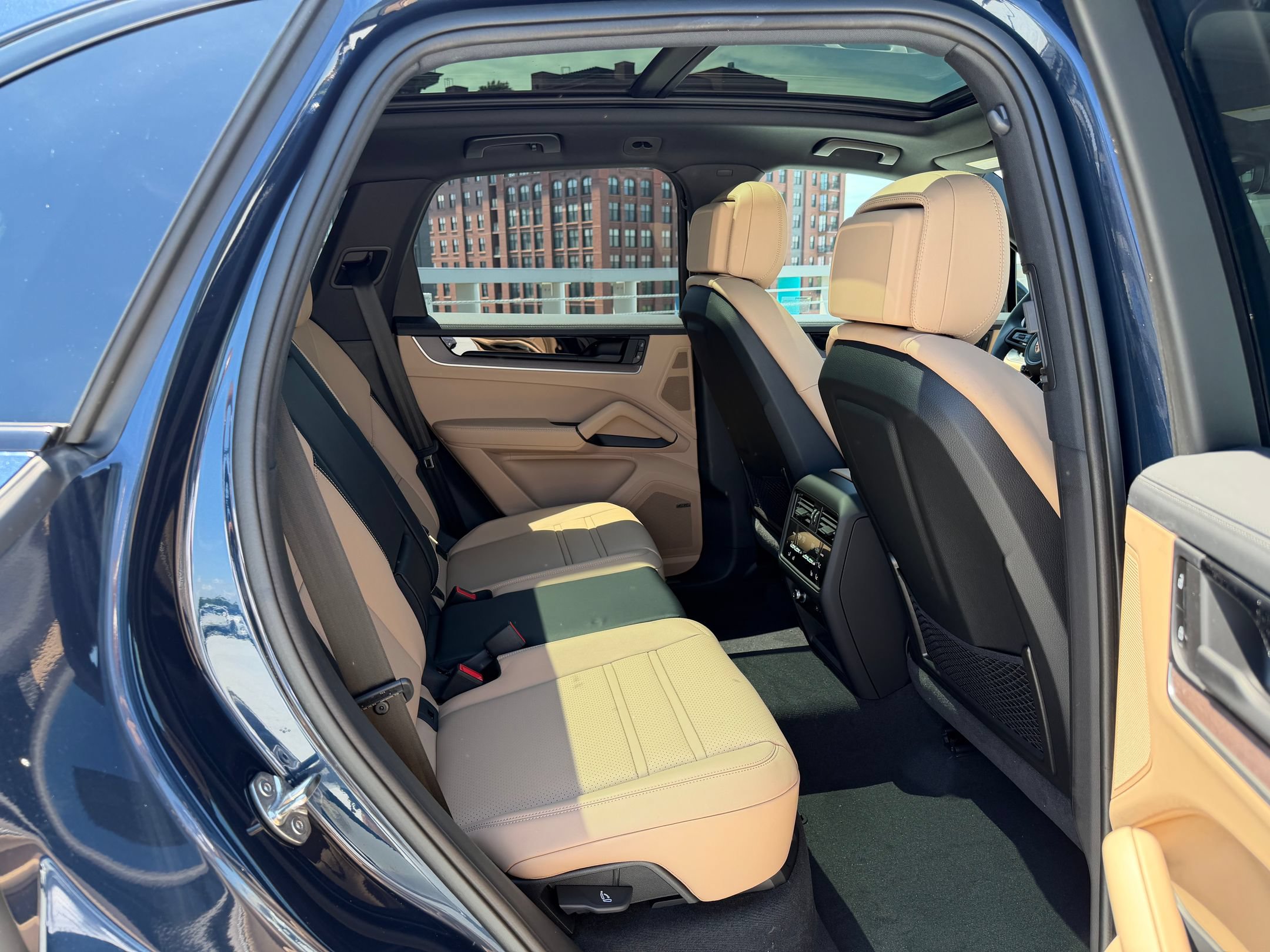 New 2026 Porsche Cayenne E-Hybrid AWD/4WD image 28
