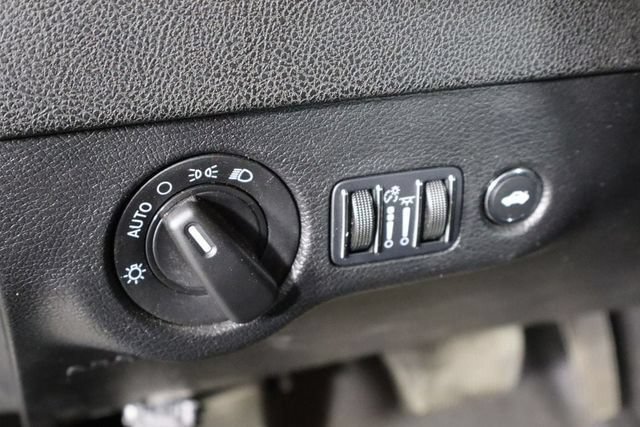 Used 2023 Dodge Charger SXT RWD image 27
