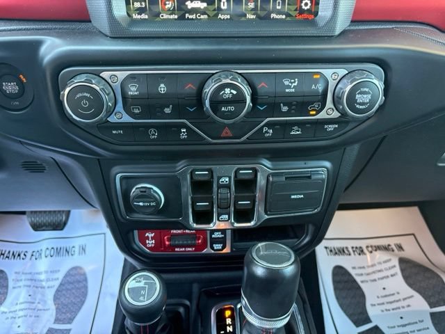 Used 2022 Jeep Gladiator Rubicon w/ LED Lighting Group AWD/4WD image 21