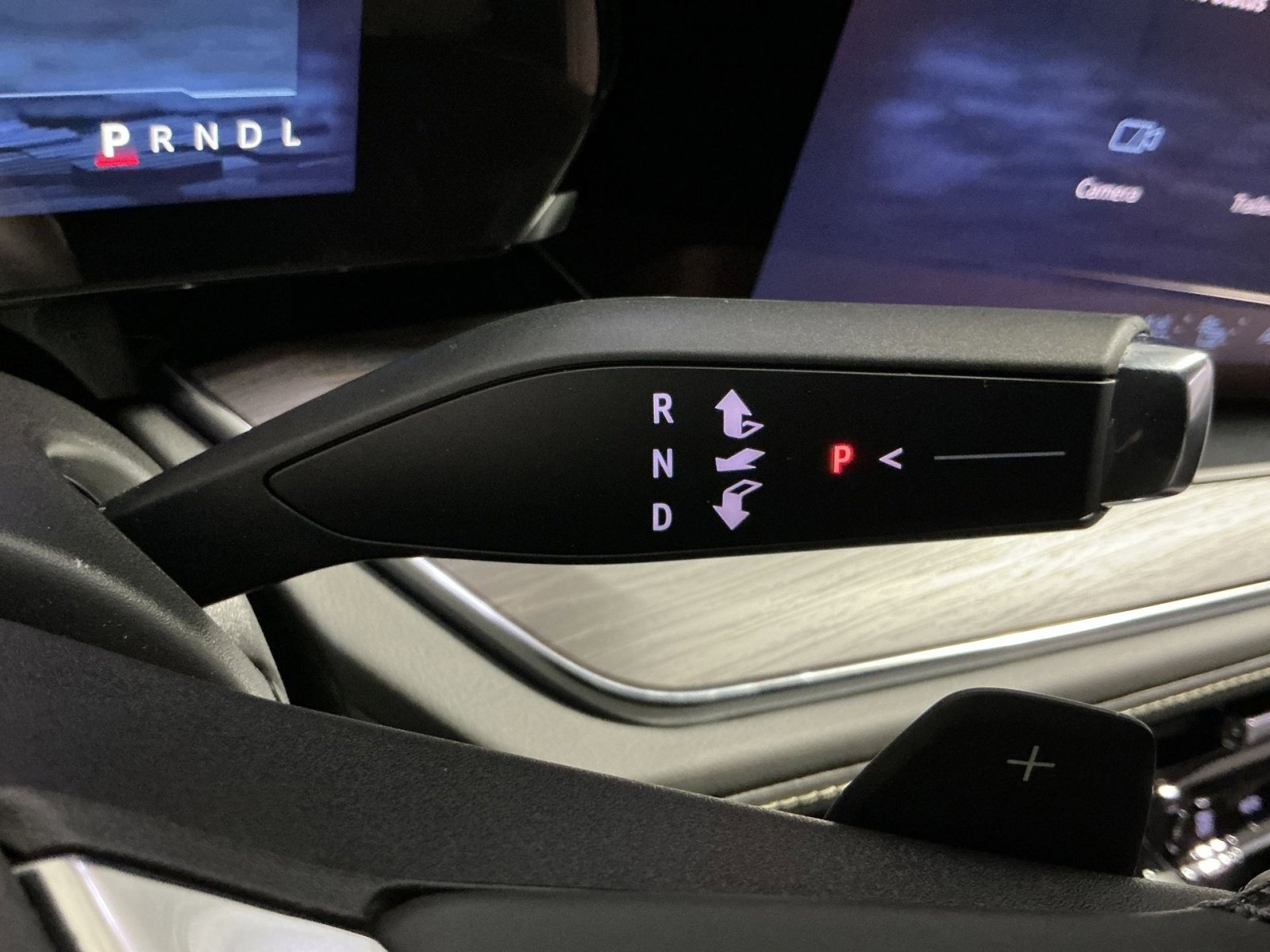 New 2026 Chevrolet Suburban Premier image 30