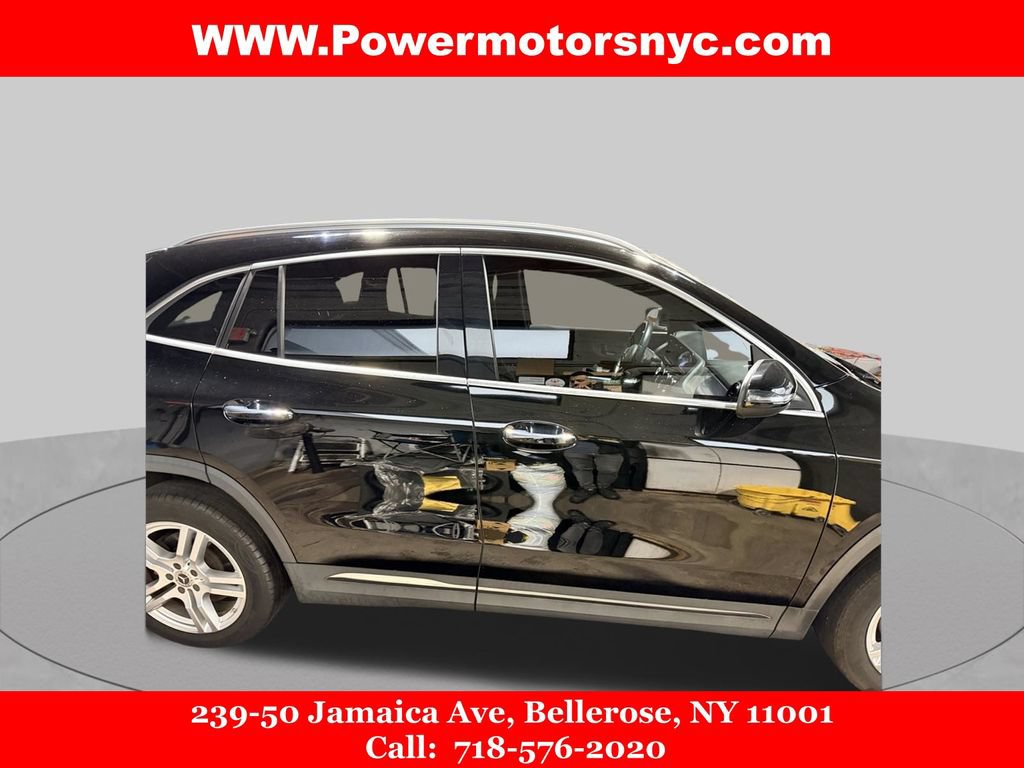 Used 2021 Mercedes-Benz GLA 250 4MATIC w/ Premium Package image 7